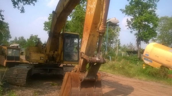 ขายแบคโฮ CAT EL200B เอกสารสัญญาซื้อขาย รถใช้งานได้ดี ราคาต่อรองได้ครับ ขายแบคโฮ CAT EL200B เอกสารสัญญาซื้อขาย รถใช้งานได้ดี ราคาต่อรองได้ครับ