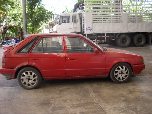 ขายรถเก่ง Mazda 323