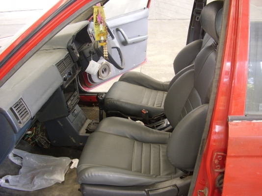 ขายรถเก่ง Mazda 323