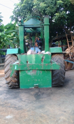 ขายด่วนรถคีบ6600ท้าย77 คีบสามารถ เอกสารสัญญาซื้อขาย490000 อยากเปลี่ยนเป็นสองเพลามาสู้ทราย ลดราคา 470000คับ ขายด่วนรถคีบ6600ท้าย77 คีบสามารถ เอกสารสัญญาซื้อขาย490000 อยากเปลี่ยนเป็นสองเพลามาสู้ทราย ลดราคา 470000คับ