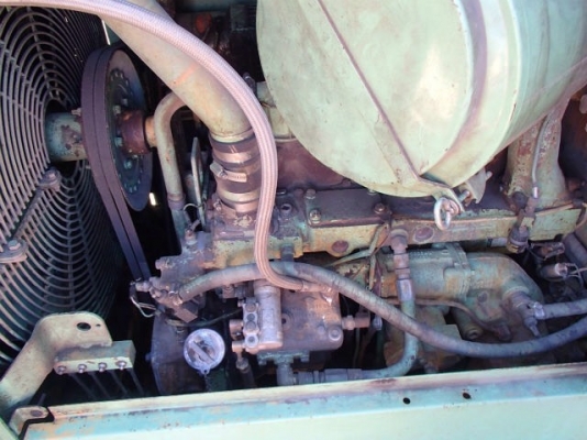 ขายรถตัก CAT 936E นำเข้าจากญี่ปุ่น ซีเรียลสูง 2,XXX. สวยมากครับ 090-986-2521 อ๊อบ