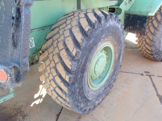 ขายรถตัก CAT 936E นำเข้าจากญี่ปุ่น ซีเรียลสูง 2,XXX. สวยมากครับ 090-986-2521 อ๊อบ