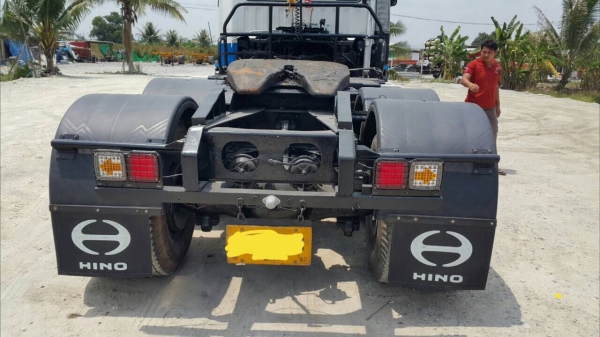 ขายหัวลาก320แรง2เพลาสวยๆ ขายหัวลาก320แรง2เพลาสวยๆ