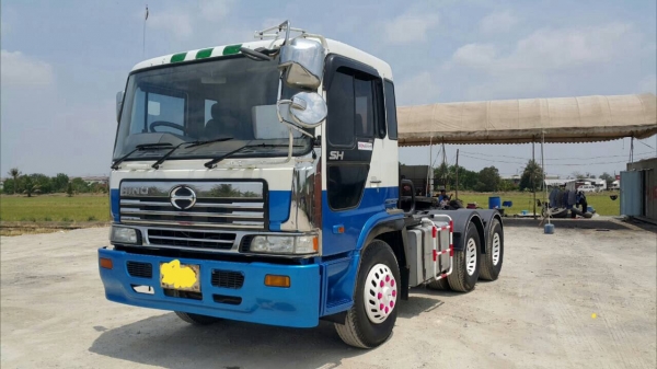 ขายหัวลาก320แรง2เพลาสวยๆ