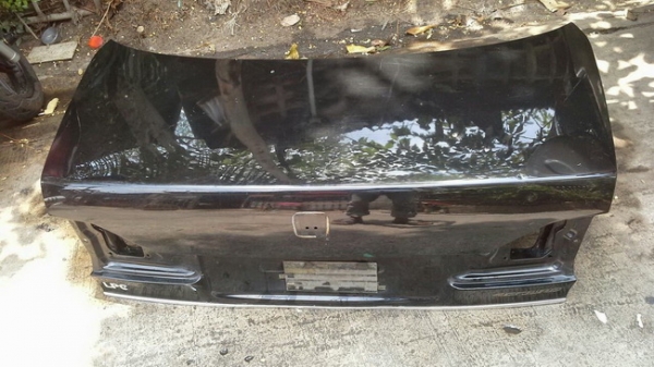 ฝากระโปรงหลังแอคคอต งูเห่า