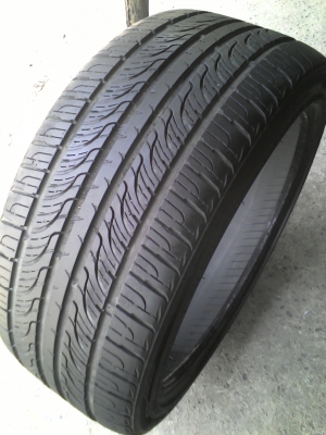 225/40R18    ROAD STONE Z700 มี 1 เส้น  โทร.081-427-3941