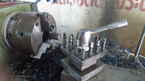 เหลือแต่เครื่องไสแล้วนะคับ