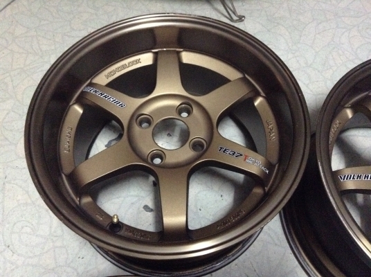 แม็ก TE37 ขอบ 15 นิ้ว 4 รู 100 หน้า 7 หลัง 8 นิ้ว