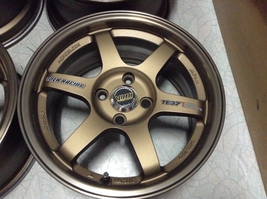 แม็ก TE37 ขอบ 15 นิ้ว 4 รู 100 หน้า 7 หลัง 8 นิ้ว