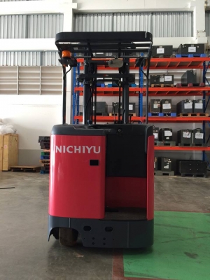 จำหน่าย Forklift ไฟฟ้า NICHIYU FBR20-75C-400 ขนาด 2 ตัน เสาเข้าตู้ 4 เมตร