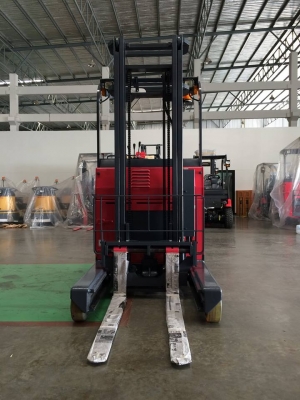 จำหน่าย Forklift ไฟฟ้า NICHIYU FBR20-75C-400 ขนาด 2 ตัน เสาเข้าตู้ 4 เมตร