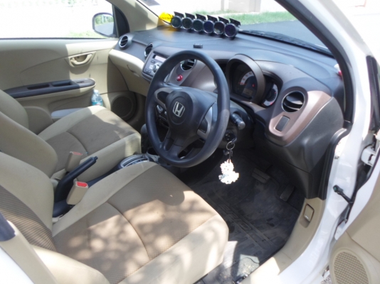 ขายรถ honda brio ตัวท๊อป