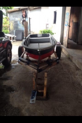 เรือตกปลา13ฟุต เครื่องยามาฮ่า5แรงเบิกห้างใหม่ๆ45000บาทท