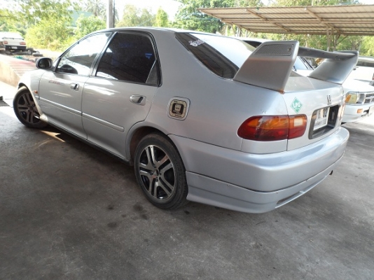 Honda civic 4Dor เครื่องดี เกียร์ออโต้ดี ช่วงล่างดี ติดแก๊สประหยัดดี Honda civic 4Dor เครื่องดี เกียร์ออโต้ดี ช่วงล่างดี ติดแก๊สประหยัดดี