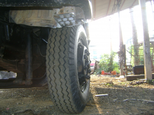 F17  2 เพลา เครื่องEH 700 กระบะไม้  ราคา  660,000 บาท