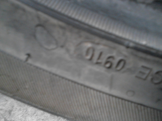 265/40R22 WANLI S1098 มี 2 เส้น tel.081-427-3941