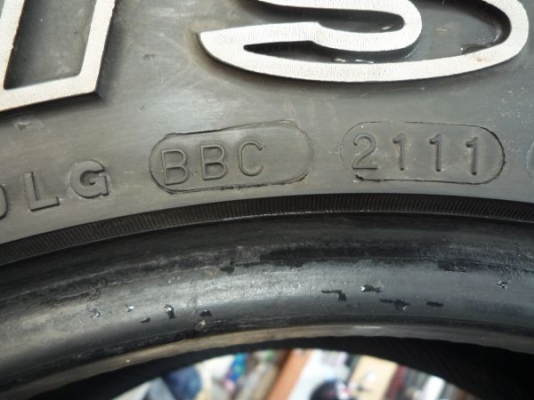 ยางแม๊กซิส 235/70R16 ปี11