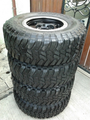 Max + ยาง MT 31/10.5/15 ปี13 สวยๆ 1ชุด Max + ยาง MT 31/10.5/15 ปี13 สวยๆ 1ชุด