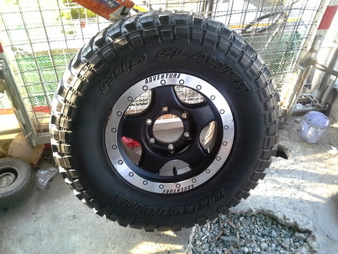 Max + ยาง MT 31/10.5/15 ปี13 สวยๆ 1ชุด Max + ยาง MT 31/10.5/15 ปี13 สวยๆ 1ชุด