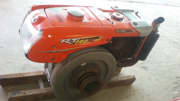 ขายเครื่อง RT140 ราคา36000บาท  สวยมากครับเดิมๆยังไม้ได้แกะ ครับรถอยู่ วังบัว อ คลองขลุง จ กำแพง โทร 0813655997 อำพร พาเจริญราคานี้ยังต่อลองได้อีกนะครับ