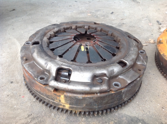 ขายคับกระจกมองข้างของแท้D MAX ปี2010 1คู่ ปรับไฟฟ้า+พับข้างไฟฟ้าสายไฟ7สาย และ เกียดีแม็กCommonrail วิ่งไปแค่70,000 กม.