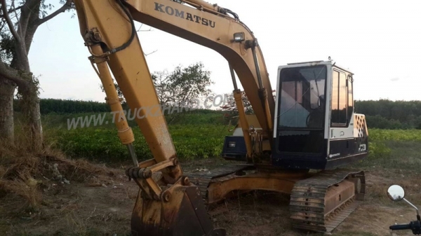 รถแบคโฮ ยี่ห้อโคมัตซุ รุ่น Pc100 รุ่น5S มีเล่มทะเบียน