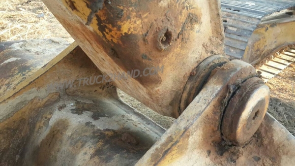 รถแบคโฮ ยี่ห้อโคมัตซุ รุ่น Pc100 รุ่น5S มีเล่มทะเบียน