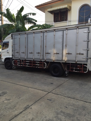 HINO 6ล้อ 150แรงม้า ตู้ 10 บาน พร้อมใช้งาน