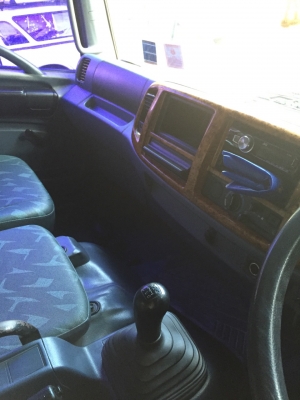 HINO 6ล้อ 150แรงม้า ตู้ 10 บาน พร้อมใช้งาน