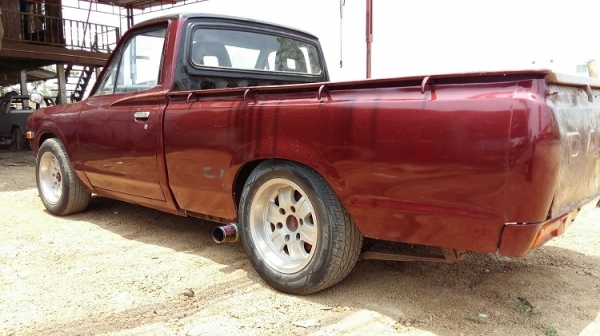 ดัทสัน ช้างเหยียบ 620 คลาสสิก 4 ขอไฟท้ายนอนเดิมๆ ดัทสัน ช้างเหยียบ 620 คลาสสิก 4 ขอไฟท้ายนอนเดิมๆ