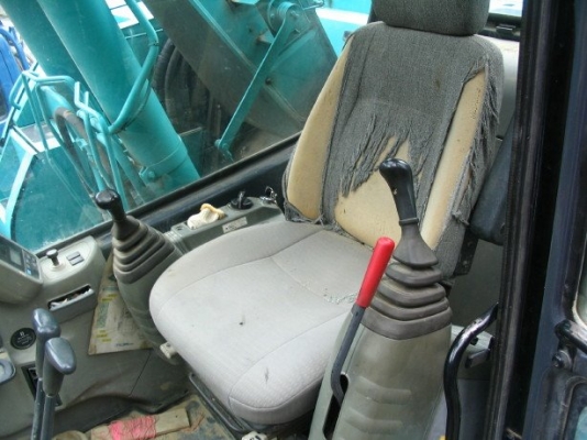 รถขุด SK200SR #YB04-0**** ปี2005 5967ชม. เครื่อง ISUZU AA-4BG1TC สภาพดี มี Piping