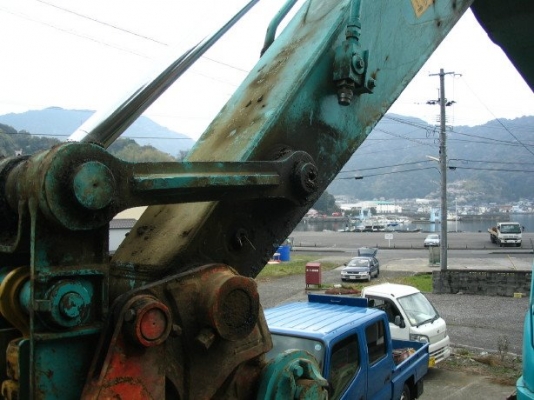 รถขุด SK200SR #YB04-0**** ปี2005 5967ชม. เครื่อง ISUZU AA-4BG1TC สภาพดี มี Piping