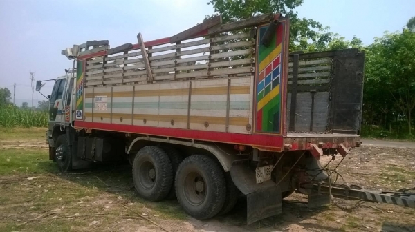 ขายรถพ่วง แม่ดั้ม - ลูกไม่ดั้ม HINO FM1M วางเครื่อง 3M 240 แรงม้า คัสซีสวยจัดตลอดเส้น เกียร์เดิม สโลว์เดิม ยางเต็มทั้งหมด ทะเบียนพร้อมโอนครับ