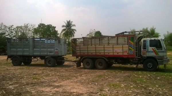 ขายรถพ่วง แม่ดั้ม - ลูกไม่ดั้ม HINO FM1M วางเครื่อง 3M 240 แรงม้า คัสซีสวยจัดตลอดเส้น เกียร์เดิม สโลว์เดิม ยางเต็มทั้งหมด ทะเบียนพร้อมโอนครับ