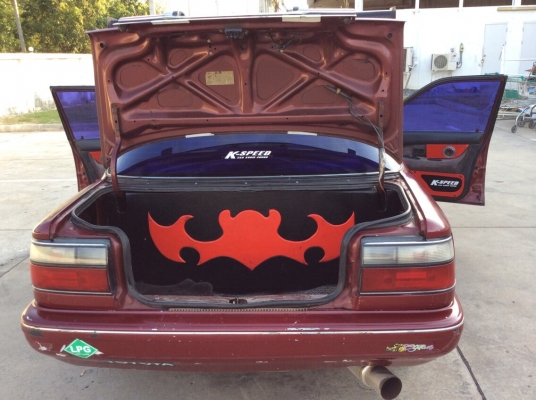 ขายรถโตโยต้า โคโรล่า ปี91 เครื่อง 1.6 เกียร์ธรรมดา ติดแก๊ส LPG กระจกไฟฟ้าทั้งคัน ภายในเดิมๆ เครื่องเสียงCD ทีวี ชุดกลางใช้ได้หมด สีมีริ้วรอยมีผุนิดหน่อย แม็ก14" รถขับดีเลยครับ ขับทางไกลได้เลย ภาษีไม่ขาดต่อ เอกสารพร้อม ขายถูกครับ