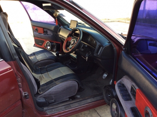 ขายรถโตโยต้า โคโรล่า ปี91 เครื่อง 1.6 เกียร์ธรรมดา ติดแก๊ส LPG กระจกไฟฟ้าทั้งคัน ภายในเดิมๆ เครื่องเสียงCD ทีวี ชุดกลางใช้ได้หมด สีมีริ้วรอยมีผุนิดหน่อย แม็ก14" รถขับดีเลยครับ ขับทางไกลได้เลย ภาษีไม่ขาดต่อ เอกสารพร้อม ขายถูกครับ