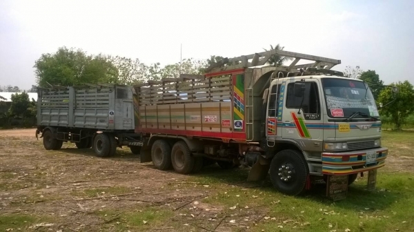 ขายรถพ่วง แม่ดั้ม - ลูกไม่ดั้ม HINO FM1M วางเครื่อง 3M 240 แรงม้า คัสซีสวยจัดตลอดเส้น เกียร์เดิม สโลว์เดิม ยางเต็มทั้งหมด ทะเบียนพร้อมโอนครับ