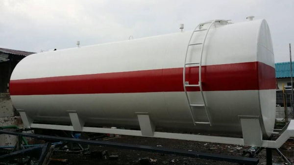 อย่าเสี่ยง !!! กับถังน้ำมันไม่ได้มาตรฐาน เหล็กบาง ไม่ได้คุณภาพ อยากได้ถึงน้ำมันดีมีคุณภาพ นึกถึงเราครับ