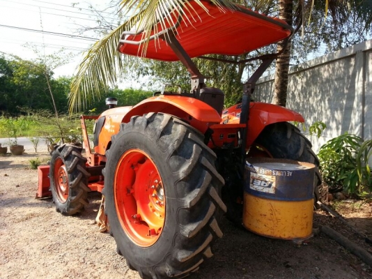 รถไถ L3608  ปี 51 ,   ( รถทำงาน 477 ชม. )    สนใจติดต่อ  081 - 6079515