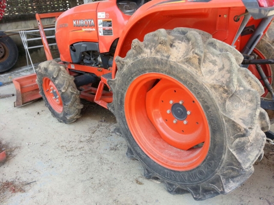 รถไถ L3608  ปี 51 ,   ( รถทำงาน 477 ชม. )    สนใจติดต่อ  081 - 6079515