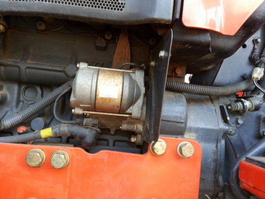 รถไถ L3608  ปี 51 ,   ( รถทำงาน 477 ชม. )    สนใจติดต่อ  081 - 6079515