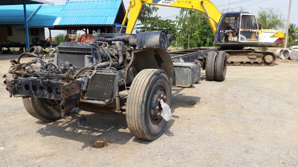 ขายซาก6ล้อ nissan