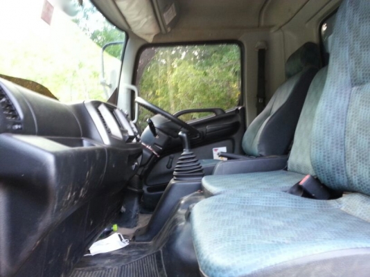 รถอีซูซุ 6 ล้อดั้ม NPR 130 แรงม้า.  สนใจติดต่อ  081 - 6079515