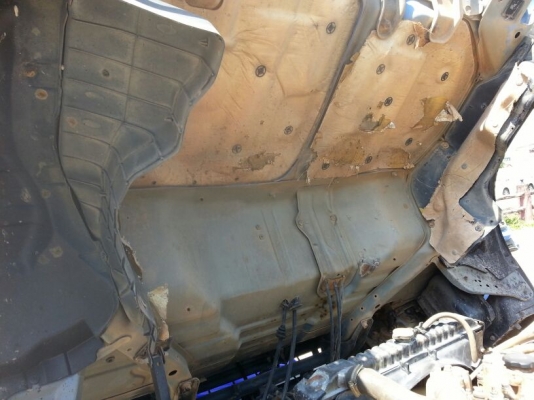 รถอีซูซุ 6 ล้อดั้ม NPR 130 แรงม้า.  สนใจติดต่อ  081 - 6079515