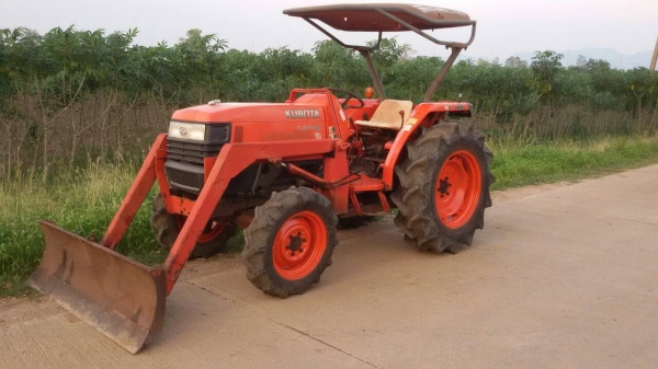 ขายครับ KUBOTA L4508 เครื่องดี เกียร์ดี สภาพพร้อมใช้งาน ครับ