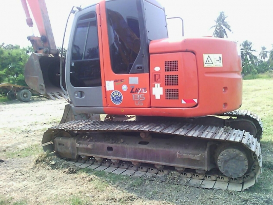 ขายด่วน HITACHI ZX135 US-E เก่า ญี่ปุน  สภาพสวยมากๆๆ   พร้อมใช้งาน  ราคากันเอง โทร 089- 3818694  ดวงนภา  เตียวตระกูล