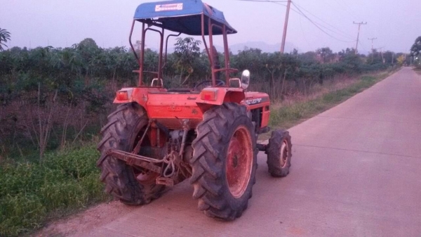 ขายครับ KUBOTA ZL4212DT-M เครื่องดี เกียร์ดี สภาพพร้อมใช้ ครับ