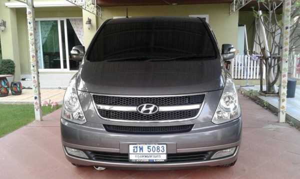 ขายด่วน Hyundai H-1 ปี 2012 สีเทา ใหม่กริ๊บ ขายด่วน Hyundai H-1 ปี 2012 สีเทา ใหม่กริ๊บ