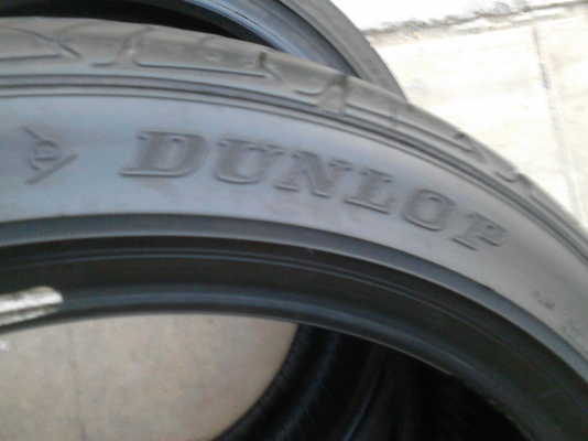 205/45R17  DUNLOP SP SPORT LM703 ปี 2013 มี 2 เส้น  tel.081-427-3941