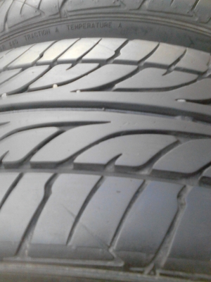 205/45R17  DUNLOP SP SPORT LM703 ปี 2013 มี 2 เส้น  tel.081-427-3941